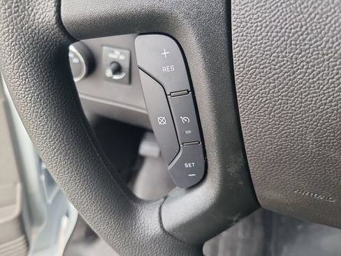 New 2026 Chevrolet Express 2500 w/ Driver Convenience Package RWD image 22
