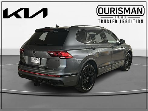 Used 2022 Volkswagen Tiguan SE R-Line AWD/4WD image 4