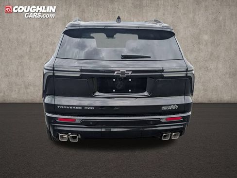 New 2026 Chevrolet Traverse High Country w/ LPO, Floor Liner Package AWD/4WD image 6