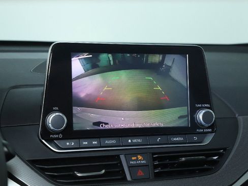 Certified 2025 Nissan Altima 2.5 SR AWD/4WD image 29