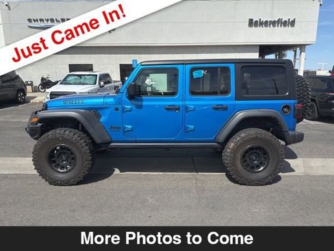 Used 2022 Jeep Wrangler Unlimited Sport AWD/4WD image 2