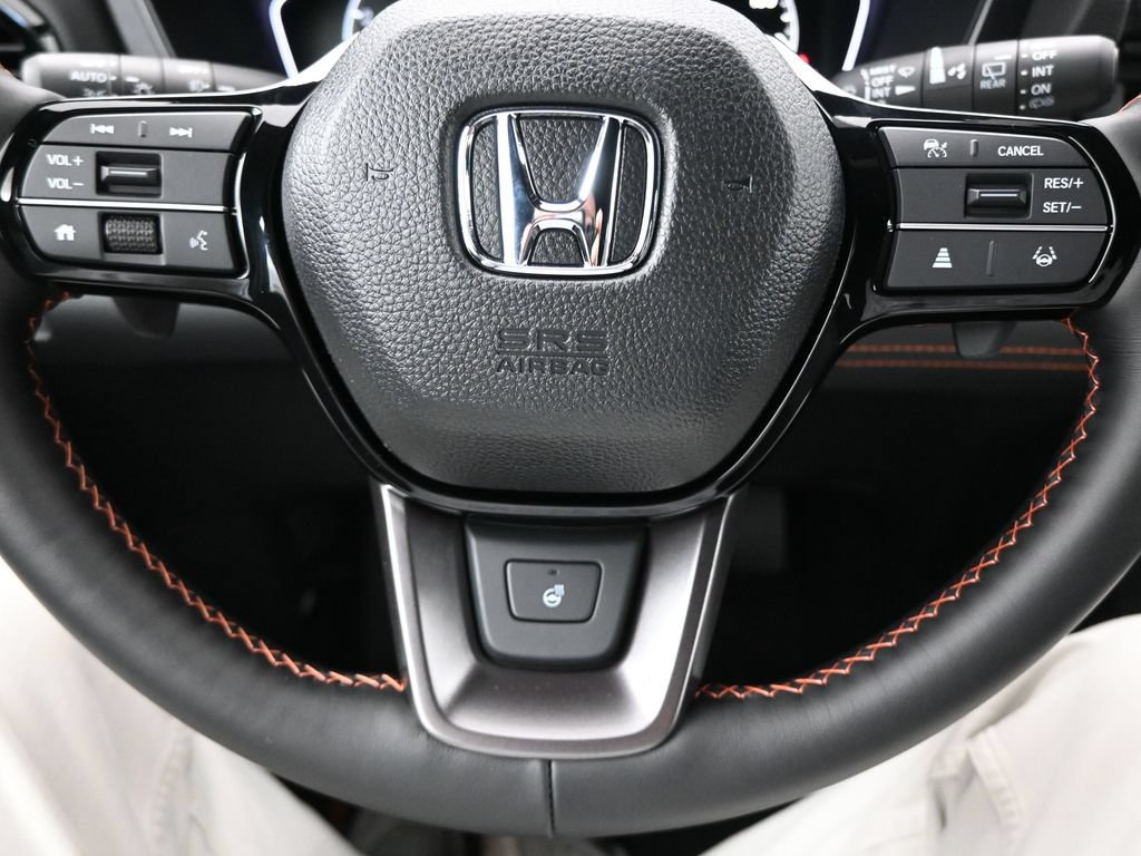 Certified 2025 Honda Pilot TrailSport image 26