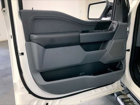 New 2025 Ford F150 Lariat w/ Equipment Group 501A Mid image 11