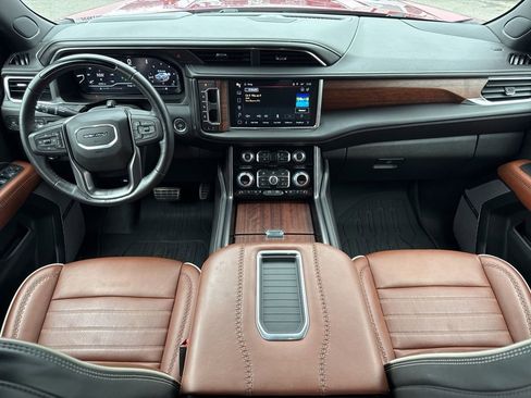 Used 2023 GMC Yukon XL Denali Ultimate image 17