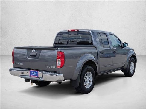 Used 2019 Nissan Frontier SV AWD/4WD image 5