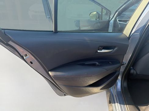 Used 2025 Toyota Corolla SE w/ SE Premium Package FWD image 24