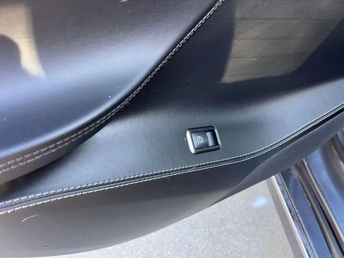 Used 2018 Tesla Model S 100D AWD/4WD image 18
