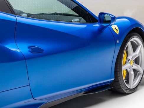 Certified 2021 Ferrari F8 Tributo RWD image 21