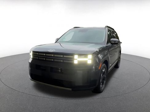 Used 2025 Hyundai Santa Fe SEL image 7