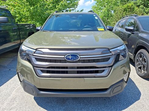 Certified 2026 Subaru Forester Premium AWD/4WD image 2