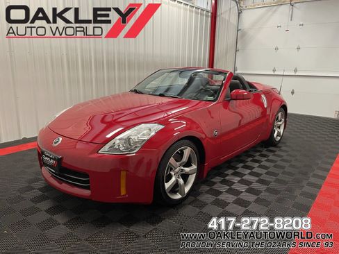 Used 2007 Nissan 350Z Enthusiast RWD image 1