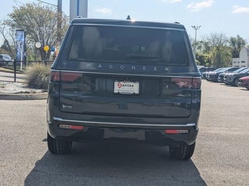 Used 2024 Jeep Wagoneer 2WD w/ Premium Group I image 4
