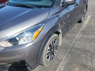 Used 2020 Nissan Kicks SV