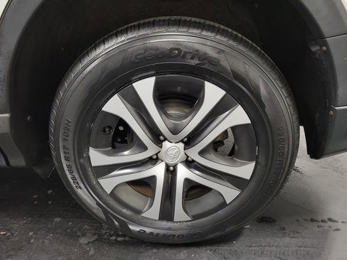 Used 2016 Toyota RAV4 LE image 10