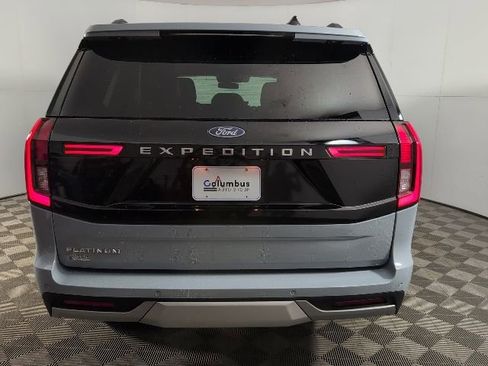 New 2026 Ford Expedition Platinum image 5