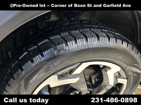 Used 2021 Subaru Crosstrek 2.5i Limited AWD/4WD image 12