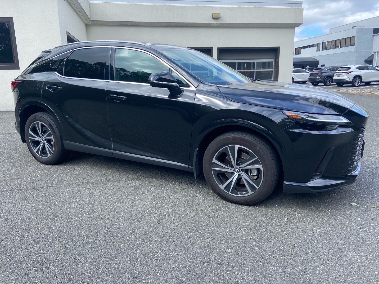 Used 2023 Lexus RX 350 Premium w/ Accessory Package AWD/4WD image 1
