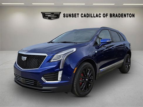 New 2025 Cadillac XT5 Sportv w/ LPO, Blue Accent Package image 3