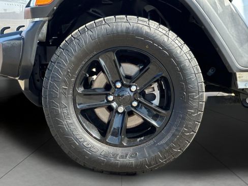 Used 2019 Jeep Wrangler Unlimited Sport AWD/4WD image 24