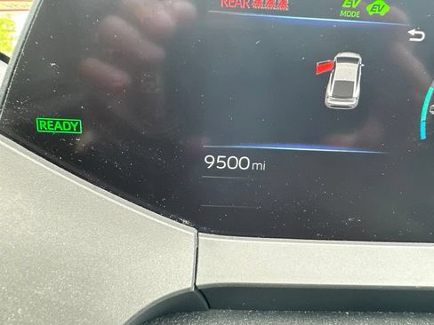 Used 2023 Toyota Prius Prime FWD image 15