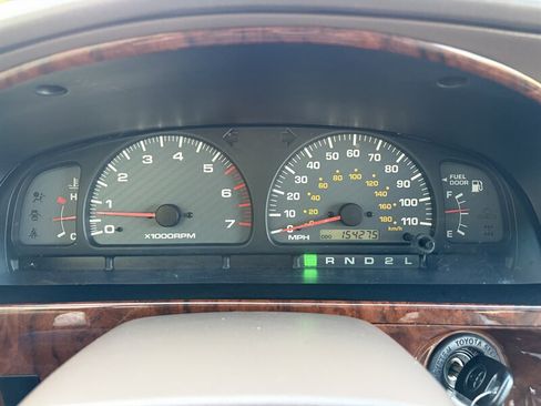 Used 2000 Toyota 4Runner Limited RWD image 18