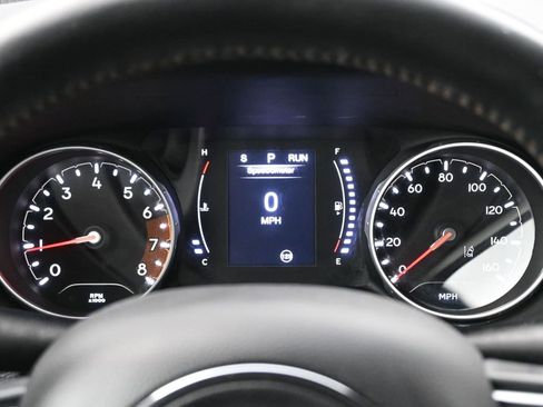 Used 2018 Jeep Compass Latitude w/ Safe & Security Group image 8