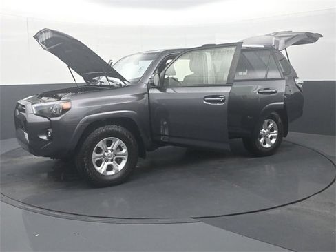Used 2023 Toyota 4Runner SR5 image 37
