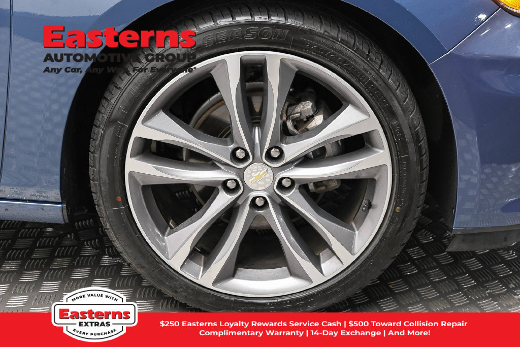Used 2024 Chevrolet Malibu LT FWD image 32