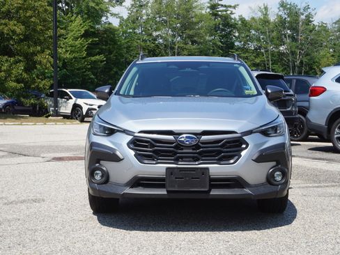 Used 2024 Subaru Crosstrek 2.5i Limited AWD/4WD image 2