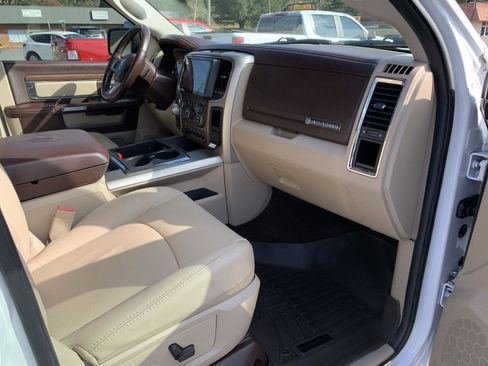 Used 2014 RAM 1500 Laramie w/ Convenience Group image 40