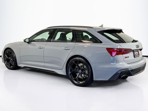 Used 2024 Audi RS 6 performance w/ Matte Carbon Package image 7