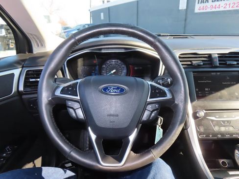 Used 2014 Ford Fusion SE w/ Equipment Group 202A image 45