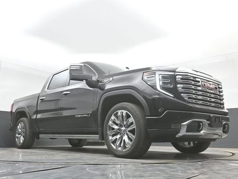 Used 2024 GMC Sierra 1500 Denali w/ Denali Reserve Package AWD/4WD image 27