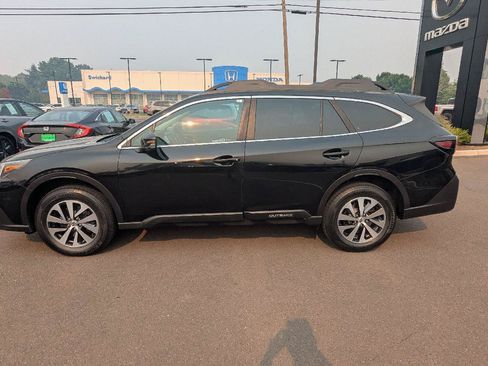 Used 2020 Subaru Outback Premium w/ Popular Package #1 AWD/4WD image 3