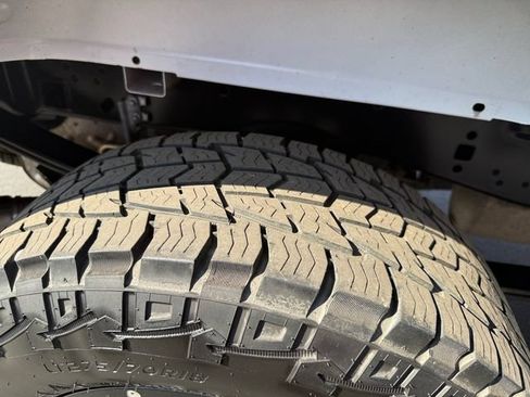 Used 2021 Ford F250 XL w/ Power Equipment Group RWD image 30