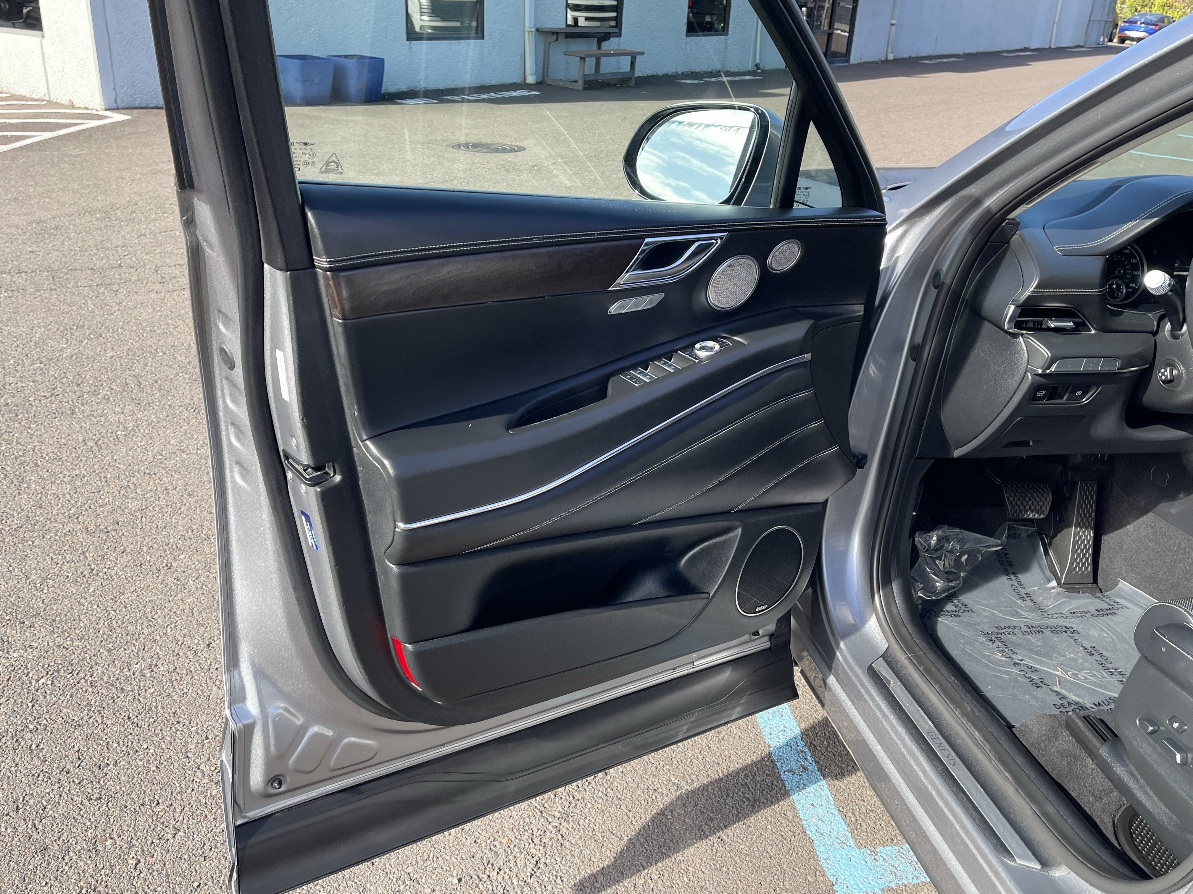 Used 2023 Genesis GV80 3.5T Advanced + AWD/4WD image 17