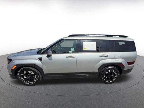 Used 2025 Hyundai Santa Fe SEL image 9