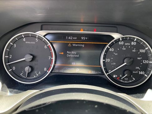 Used 2023 Nissan Rogue SV FWD image 24