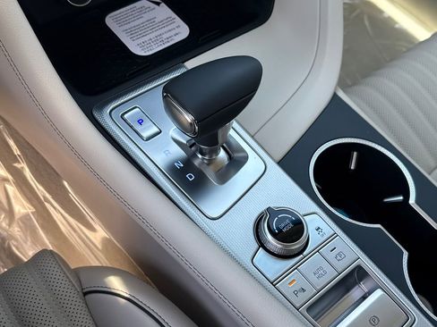 New 2026 Genesis G70 2.5T Prestige image 31