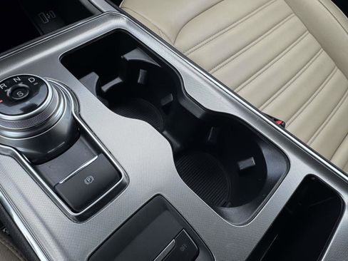 Used 2022 Ford Edge SEL w/ Convenience Package image 33