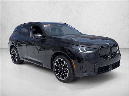 Used 2025 BMW X3 xDrive30i w/ M Sport Package AWD/4WD image 3