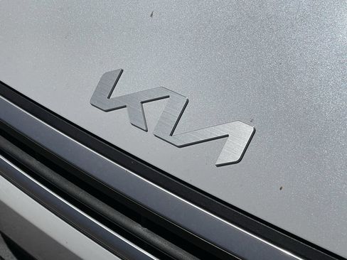 Certified 2025 Kia K4 FWD image 6
