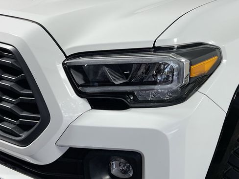 Used 2023 Toyota Tacoma TRD Sport w/ TRD Premium Sport Package image 11