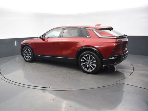Certified 2024 Cadillac Lyriq Sport AWD/4WD image 3