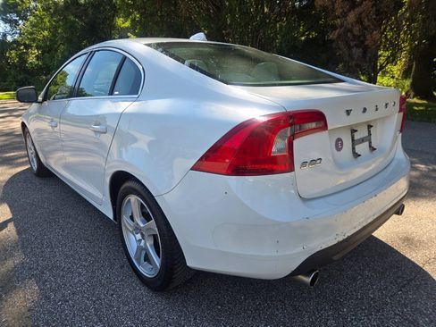 Used 2012 Volvo S60 T5 w/ Climate Pkg FWD image 6