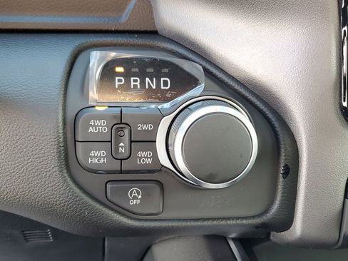 New 2026 RAM 1500 4x4 Crew Cab image 26
