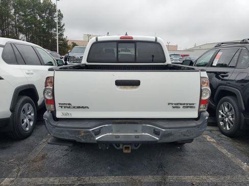 Used 2015 Toyota Tacoma PreRunner image 5