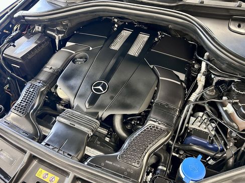 Used 2019 Mercedes-Benz GLS 450 4MATIC image 19