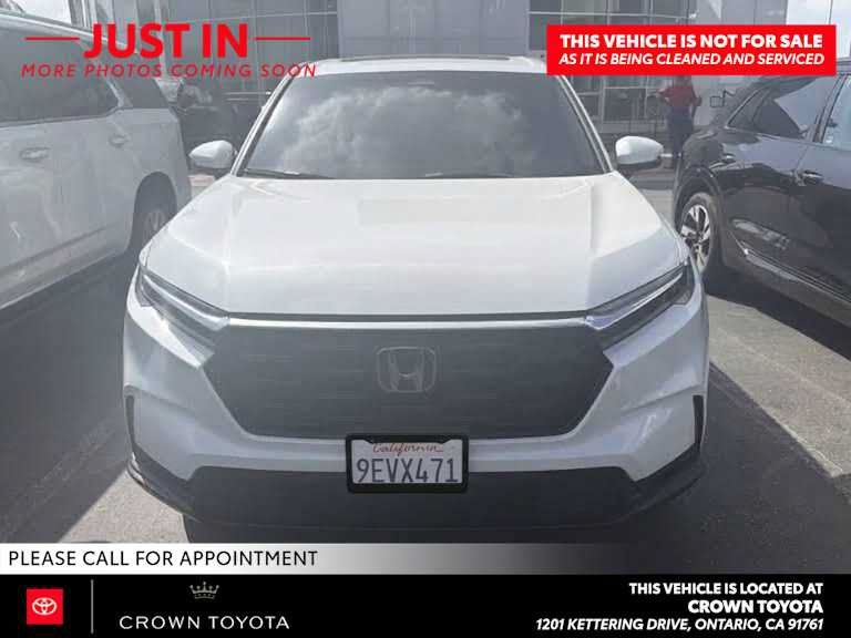 Used 2023 Honda CR-V EX image 2