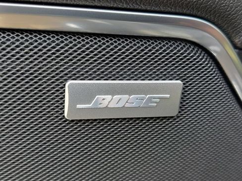Used 2024 GMC Sierra 1500 SLT w/ SLT Premium Plus Package AWD/4WD image 17